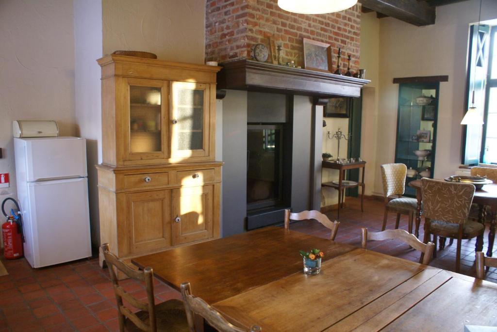 B&B De Metstermolen Sint-Truiden Rum bild